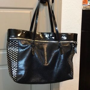 Flash firm Stuart Weitzman Black Patent Snakeskin